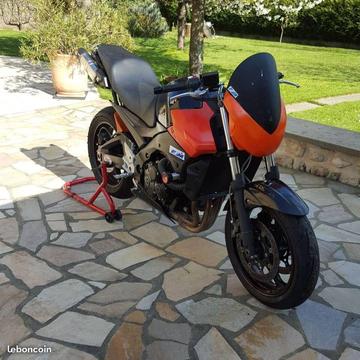 suzuki 600 gsr préparé roulage piste