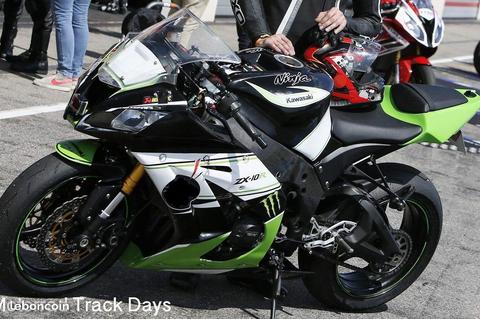 Kawasaki ZX10R 2015 piste/route