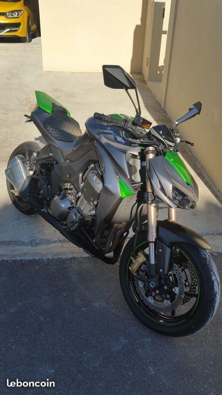 Kawasaki Z1000 2014 6950 KMS