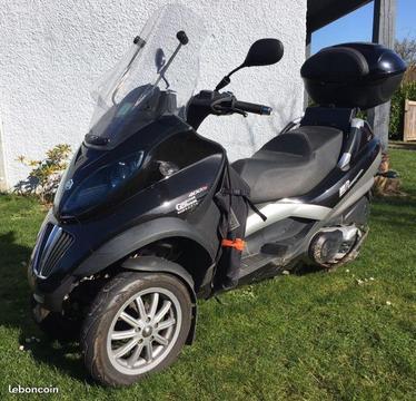Piaggio MP3 400 LT noir 23000km