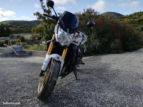 Yamaha fz8