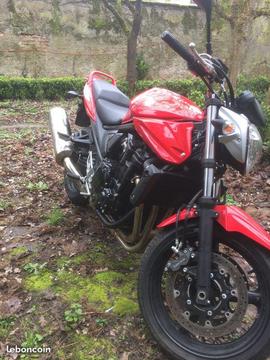Suzuki bandit 650 N rouge 7200km