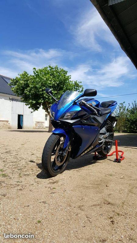 YZF R125
