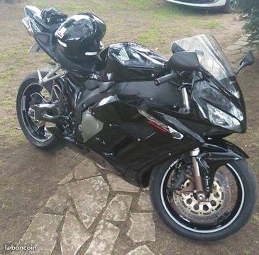 CBR 1000 RR