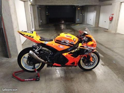 GSXR 1000 K8 piste