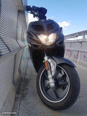 Yamaha aerox 2017