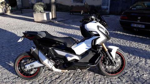 Honda xadv en super etat + options revision a jour