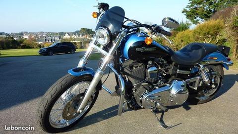 Super Dyna Super Glide Custom - Harley Davidson