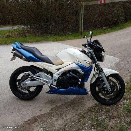 Suzuki GSR 600