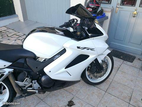 Vfr 800 vtec abs