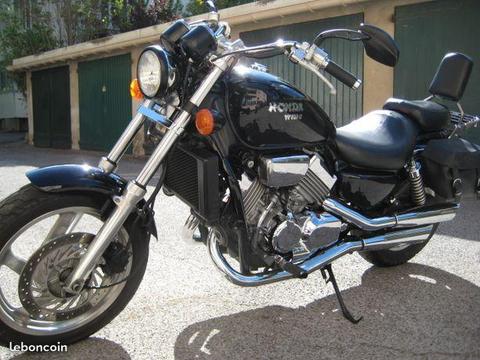 Honda vfc 750 custom