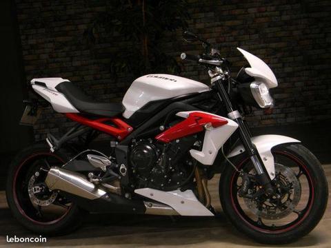 Triumph STREET TRIPLE 675 R - 12 500 kms, GAR 1 AN