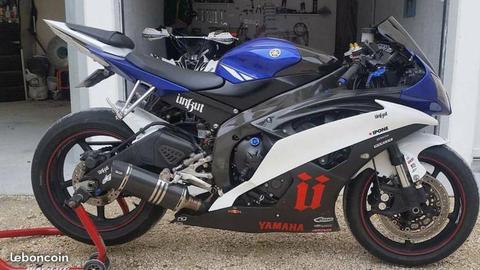 Yamaha R6