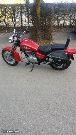 Suzuki 125cc Marauder