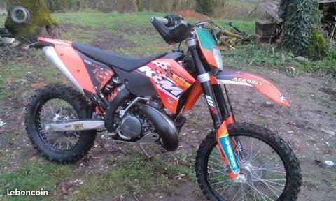 KTM 300 EXC ENTIEREMENT REVISE
