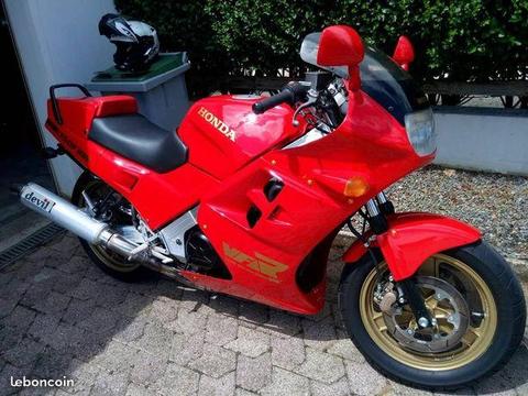 Honda VFR ( ou échange )