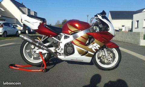 900 cbr