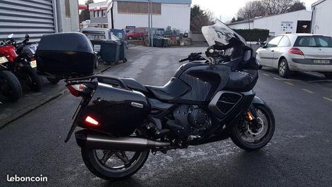 Triumph TROPHY SE 1200 cm3