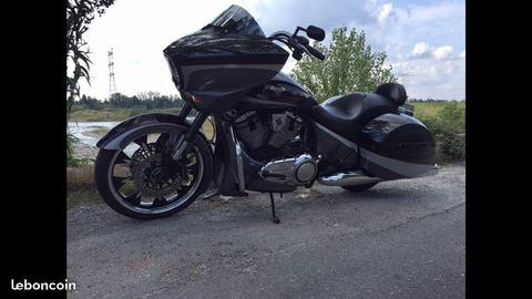 Victory Magnum