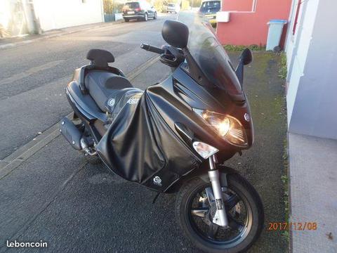 Scooter Piaggio XEVO Finition Sport