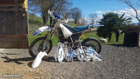 YAM 200 DR