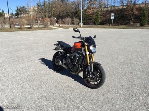 Yamaha MT09 Blazing Orange