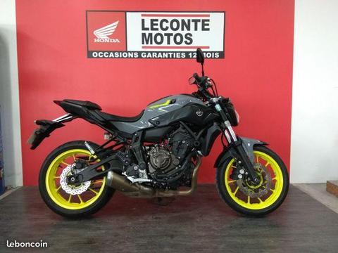 Yamaha mt07 abs 2016 night fluo possible a2