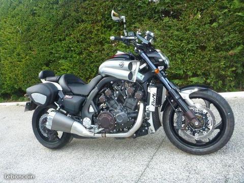 Yamaha 1700 vmax full en etat neuve