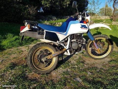 Honda XL600 LM dém. électrique +3 moteurs +pièces