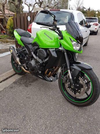 Kawasaki Z 750 2012 ou Echange