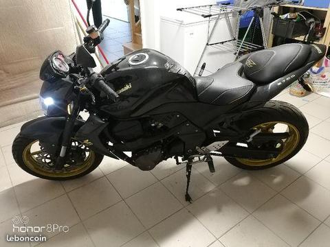 Kawasaki Z750 + Equipement