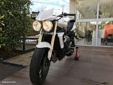 Street triple 2009 28899 kms
