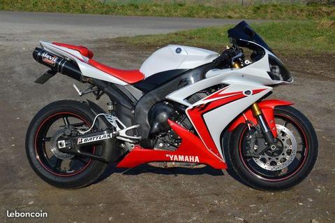 Yamaha R1
