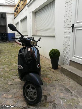 Piaggio Vespa 125 ET4