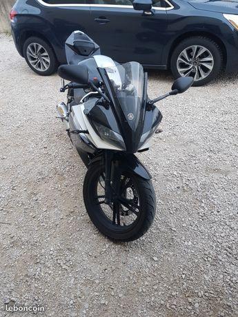 Yamaha YZF R125
