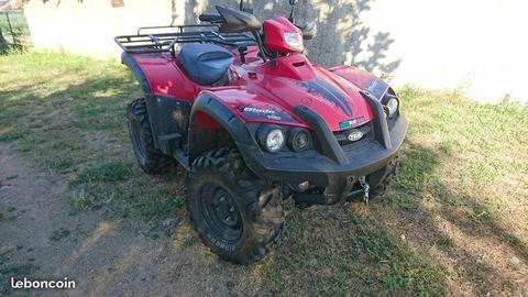QUAD TGB + treuil avec lame à neige