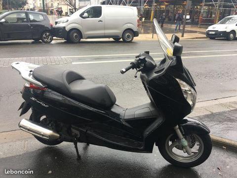 Scooter HONDA S-WING 125 ABS - 13.000 km TBE