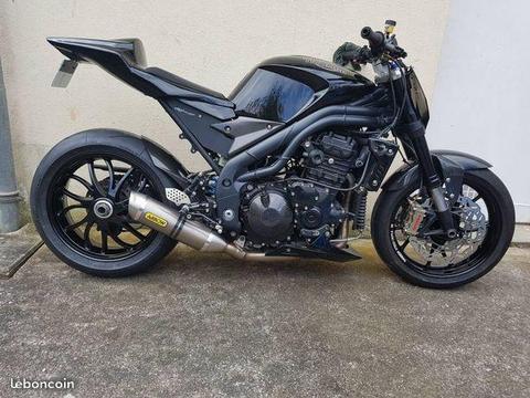 1050 speed triple préparation unique
