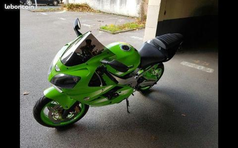 Kawasaki zx9r ninja