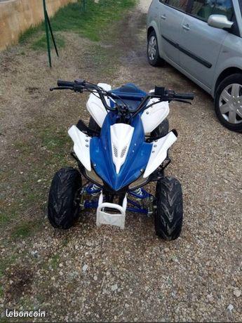 Quad enfants 125cc très propre , avec télécommande