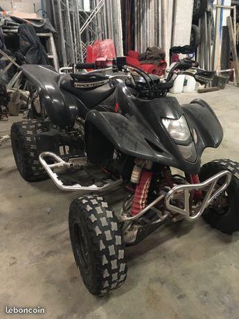 Quad homologue Suzuki 400