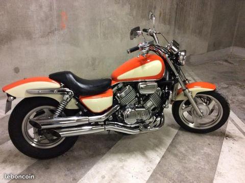 Honda 750 VFC Magna RC 43