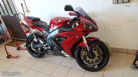 r1 2005 55 mil km tres bonne état