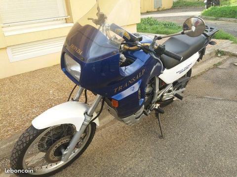 Moto Honda Transalp 600