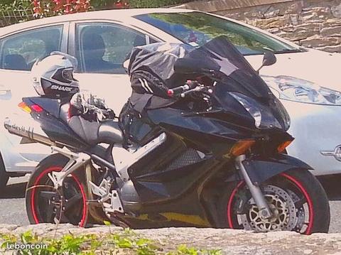 Honda VFR 800 vtec