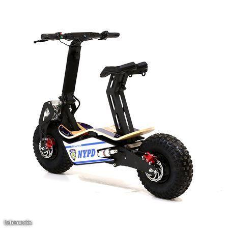 Scooter électrique pneu crosse