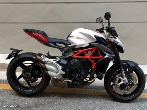 MV AGUSTA BRUTALE 800 rouge et blanche