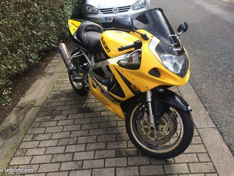 Suzuki 759 gsxr