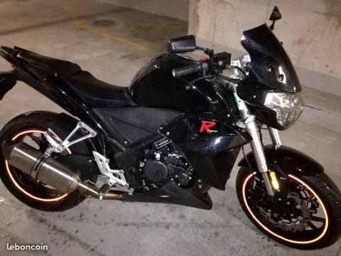 R stunt