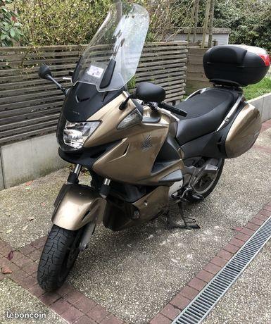 Honda Deauville 700 abs